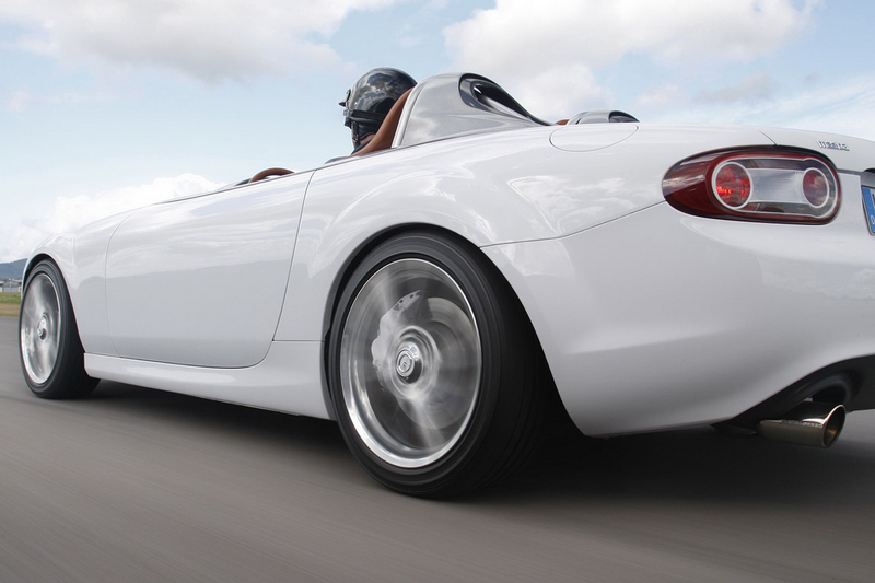 Illustration for article titled Mazda MX-5 Superlight Concept